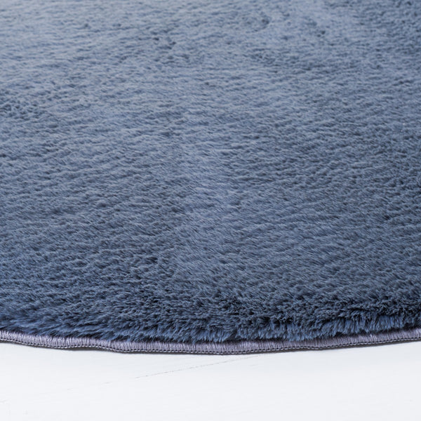 Safavieh Faux Rabbit Fur 500 Power Loomed 100% Polyester Pile Solid & Tonal Rug FRF500H-8