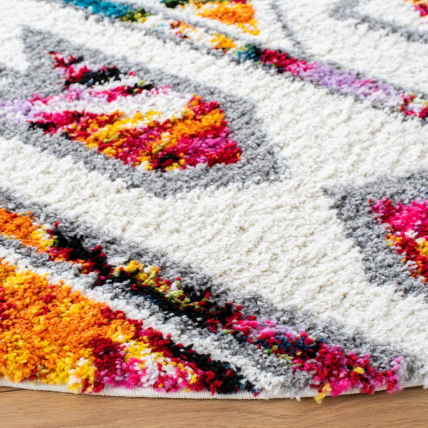 Safavieh Fiesta Shag 365 Power Loomed Polypropylene Pile Shag & Flokati Rug FSG365A-7R