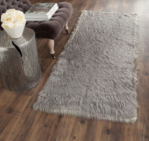Safavieh Faux Sheep Skin 235 POWER LOOMED Japanese Acrylic Rug FSS235D-4R