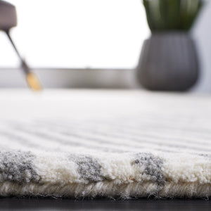 Safavieh Fifth Avenue 129 Hand Tufted 85% Wool/15% Cotton Contemporary Rug FTV129G-8