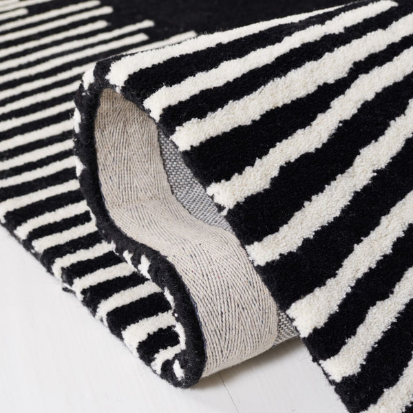 Safavieh Fifth Avenue 129 Hand Tufted 85% Wool/15% Cotton Contemporary Rug FTV129Z-8