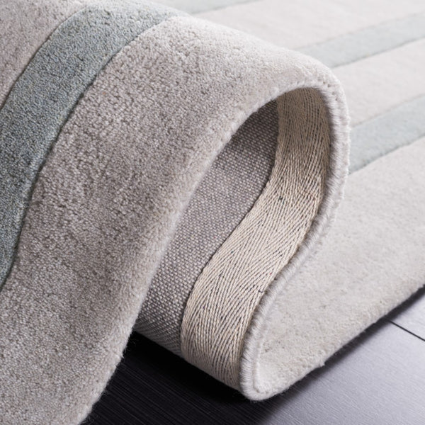 Safavieh Fifth Avenue 145 Hand Tufted 80% Wool/10% Polyester/10% Cotton Rug FTV145T-8