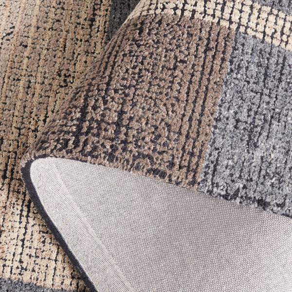 Safavieh Fifth Avenue 401 Hand Tufted Rug Beige / Grey 8' x 10'