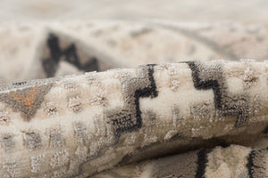 Momeni Genevieve GNV10 Machine Made Traditional Geometric Indoor Area Rug Ivory 8'11" x 12'6" GENEVGNV10IVY8BC6