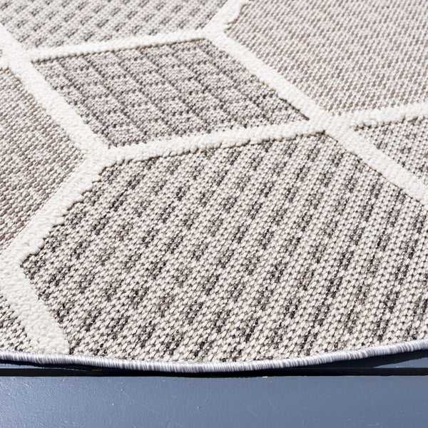 Safavieh Global 414 Power Loomed Polypropylene Modern Rug GLB414F-9