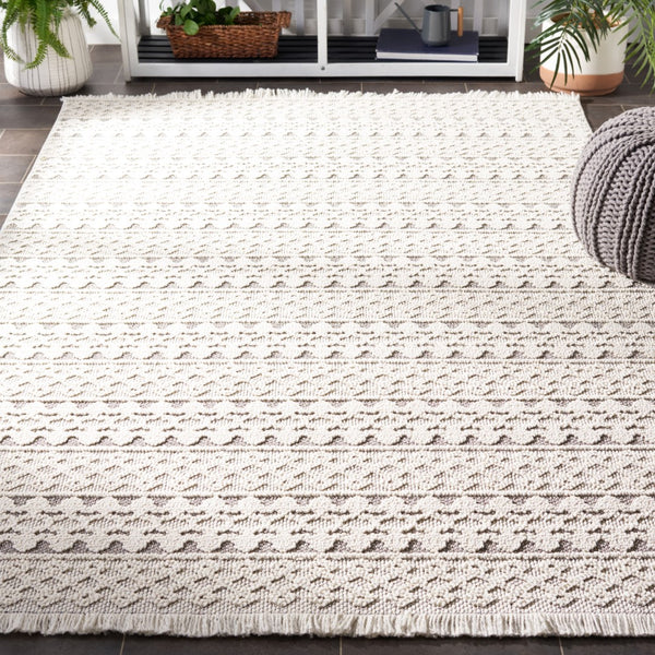 Safavieh Global 882 Power Loomed Polypropylene Pile Indoor/Outdoor Rug GLB882F-9