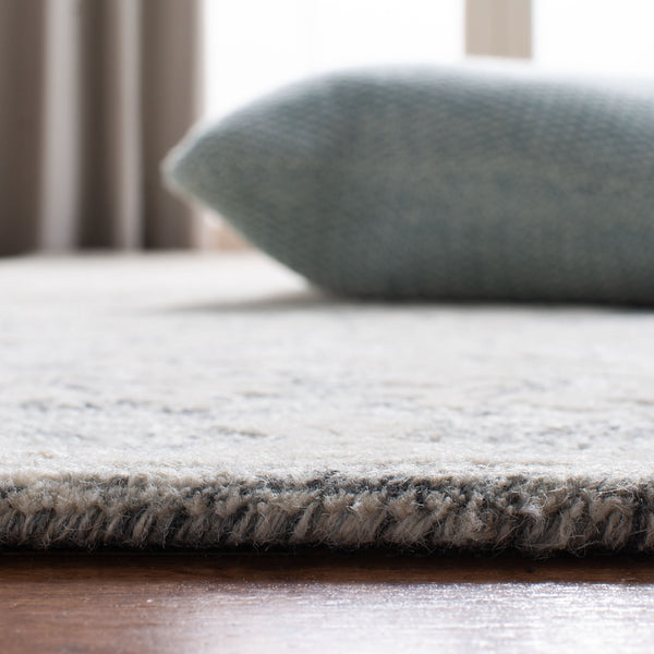 Safavieh Glamour 551 Hand Tufted 75% Viscose/25% Wool Rug GLM551F-9