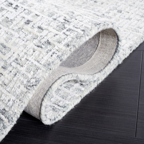 Safavieh Glamour 601 Modern Hand Tufted Rug Grey / Ivory GLM601F-8