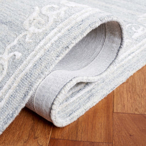 Safavieh Glamour 604 Antique Hand Tufted Rug Silver / Ivory GLM604G-8