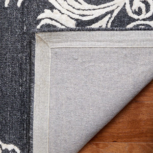 Safavieh Glamour 604 Antique Hand Tufted Rug Black / Ivory GLM604Z-8