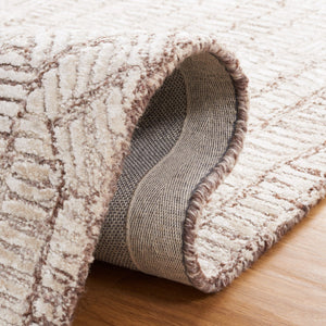 Safavieh Glamour 606 Geometric Hand Tufted Rug Brown / Ivory GLM606T-8