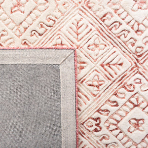 Glamour 660  Hand Tufted 100% Wool Pile Rug Pink / Ivory