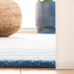 Safavieh Genre 201 Hand Tufted Modern Rug Blue / Ivory 8' x 10'