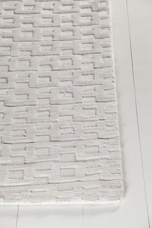 Chandra Rugs Hallie 100% Viscose Hand Woven Contemporary Rug White 7'9 x 10'6