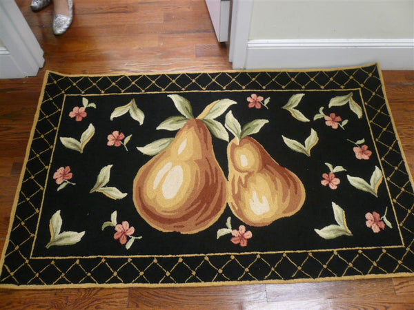 Chelsea Hk163 Hand Hooked Wool Pile Rug in Black 2ft-9in x 4ft-9in