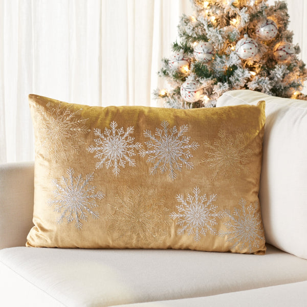 Safavieh Cinthia Snowflake Pillow HOL4002A-1624
