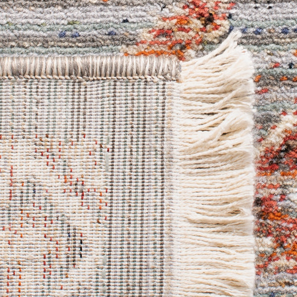 Herat 300 Herat 379 Traditional Power Loomed Polypropylene Pile Rug Grey / Cream