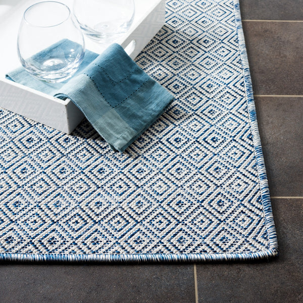 Safavieh Hampton 230 Power Loomed 100% Polypropylene Indoor/Outdoor Rug HTN230M-9