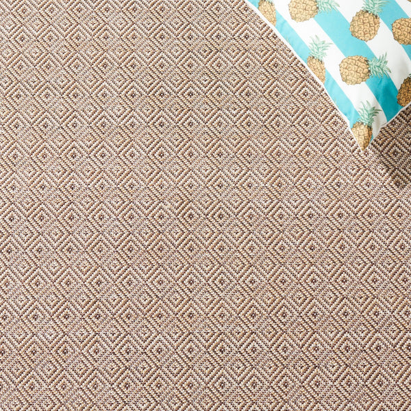 Safavieh Hampton 230 Power Loomed 100% Polypropylene Indoor/Outdoor Rug HTN230T-9