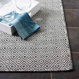 Safavieh Hampton 230 Power Loomed 100% Polypropylene Indoor/Outdoor Rug HTN230Z-9