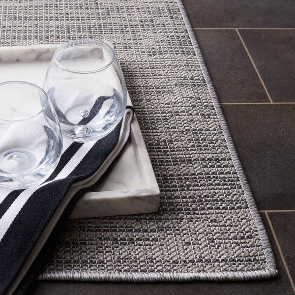 Safavieh Hampton 200 Power Loomed 100% Polypropylene Outdoor Rug HTN237F-9