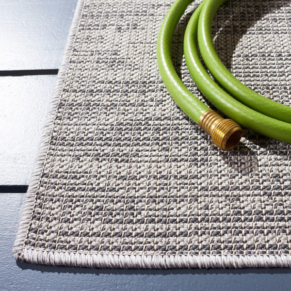 Safavieh Hampton 200 Power Loomed 100% Polypropylene Outdoor Rug HTN237F-9