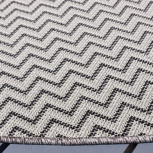 Safavieh Hampton 200 Power Loomed 100% Polypropylene Outdoor Rug HTN237G-9