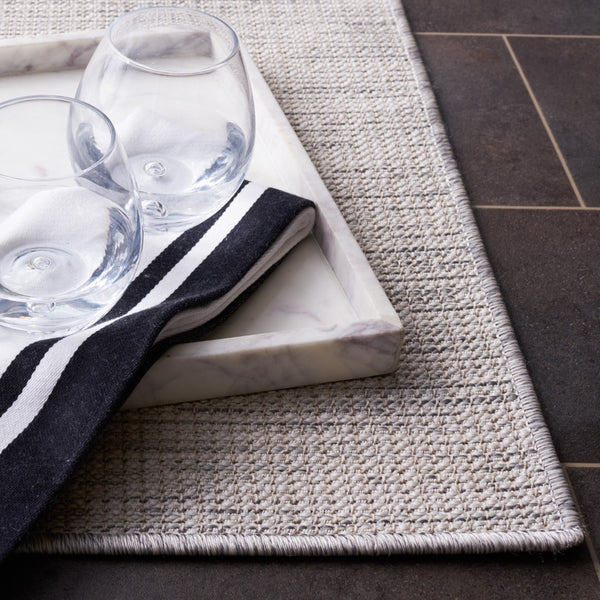 Safavieh Hampton 200 Power Loomed 100% Polypropylene Outdoor Rug HTN238A-9