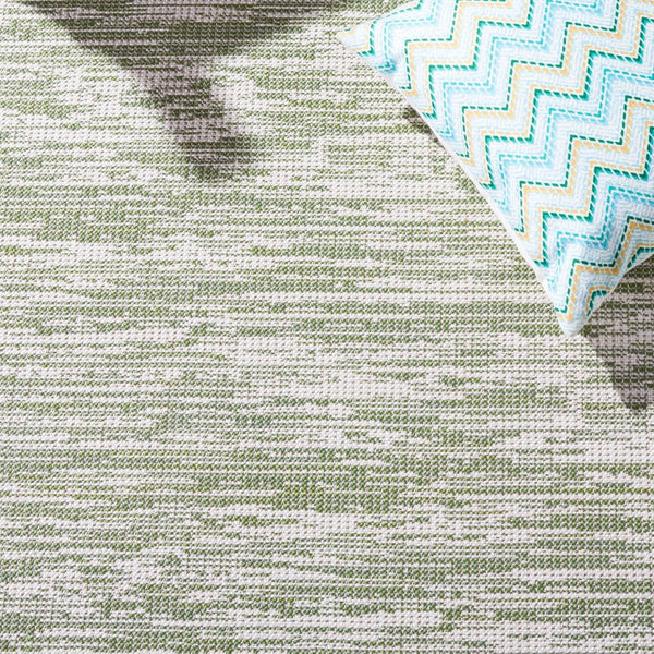 Safavieh Hampton 200 Power Loomed 100% Polypropylene Outdoor Rug HTN238W-9