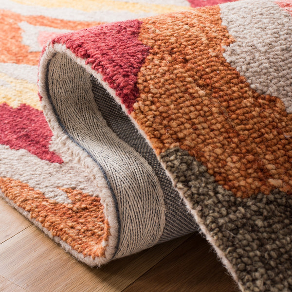 Safavieh Ikat 337 Hand Tufted Wool Contemporary Rug IKT337B-3