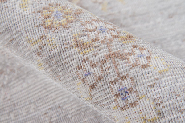 Momeni Isabella ISA-1 Machine Made Traditional Medallion Indoor Area Rug Grey 9'3" x 11'10" ISABEISA-1GRY93BA