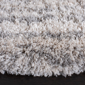 Safavieh Iceland Shag 511 Power Loomed Polypropylene Pile Rug ISG511A-6
