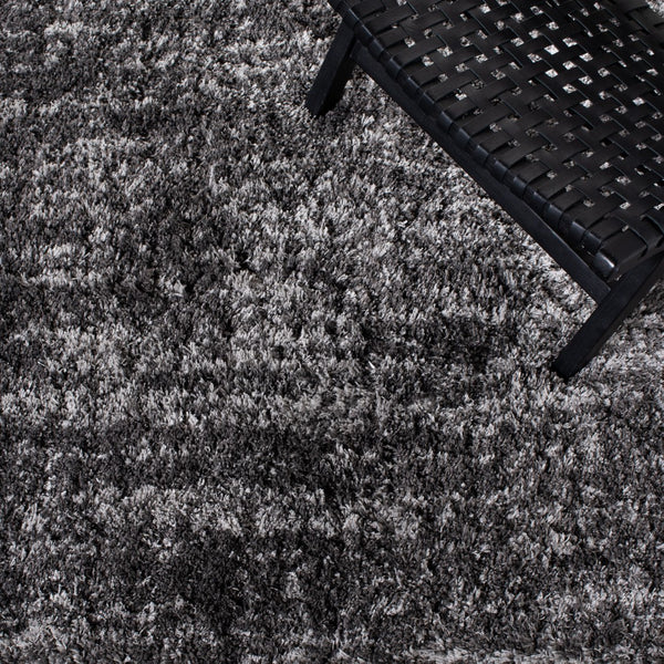 Safavieh Iceland Shag 511 Power Loomed Polypropylene Pile Rug ISG511H-6