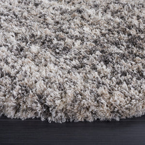 Safavieh Iceland Shag 519 Power Loomed Polypropylene Pile Shag & Flokati Rug ISG519A-8SQ
