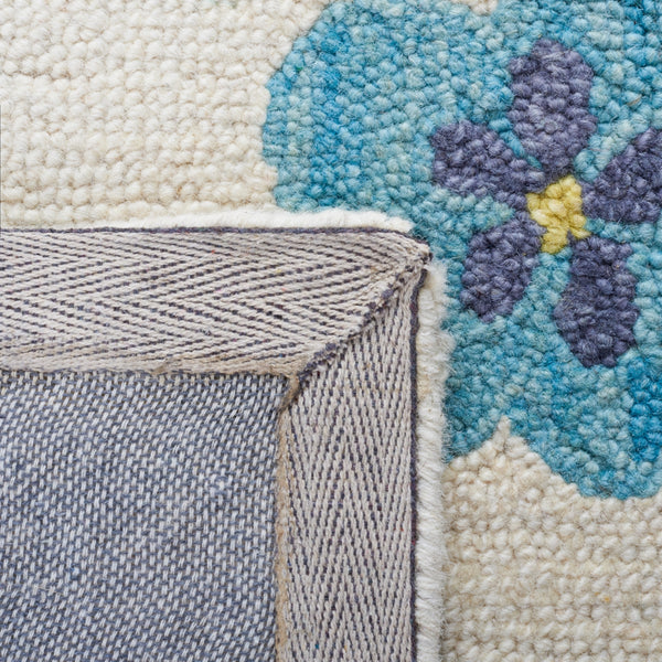 Safavieh Jardin 151 Hand Tufted 100% Wool Pile Rug Ivory / Pink JAR151A-5