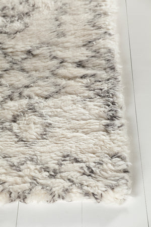 Chandra Rugs Jeri 100% Wool Hand Knotted Contemporary Shag Rug White/Grey 7'9 x 10'6