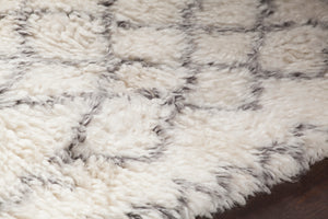 Chandra Rugs Jeri 100% Wool Hand Knotted Contemporary Shag Rug White/Grey 7'9 x 10'6