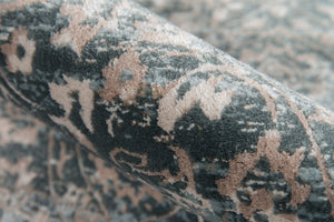 Momeni Juliet JU-03 Machine Made Traditional Distressed Design Indoor Area Rug Green 8'6" x 11'6" JULIEJU-03GRN86B6