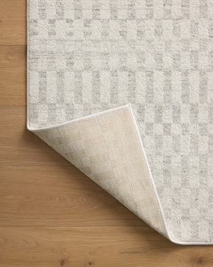 Loloi Rugs Loloi II Kamala KAM-05 100% Polyester Pile Power Loomed Transitional Runner Rug Ivory / Grey 26.0365 KAMAKAM-05IVGY27C0
