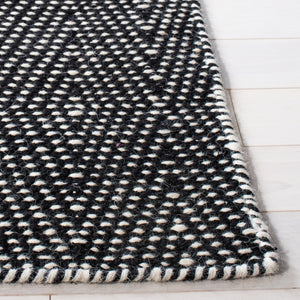Kilim 380 Flat Weave 80% Wool, 20% Cotton Rug Black / Ivory 80% Wool, 20% Cotton KLM380Z-5