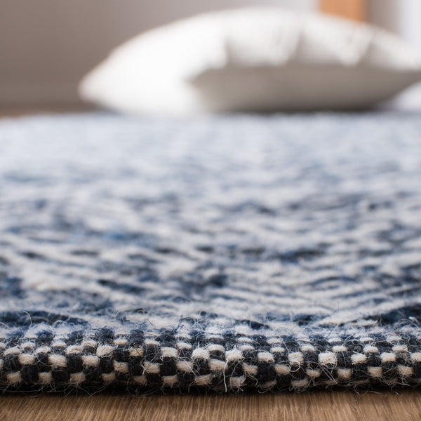 Safavieh Kilim 403 Hand Woven Wool Contemporary Rug KLM403N-27