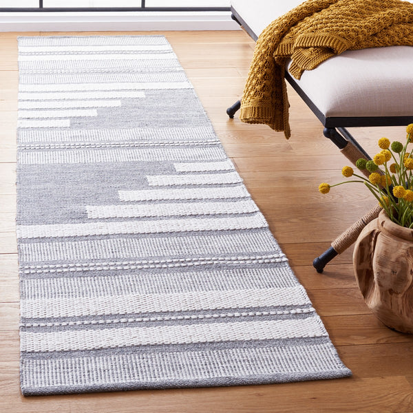 Safavieh Kilim 448 Hand Woven Polyester Rug KLM448F-4