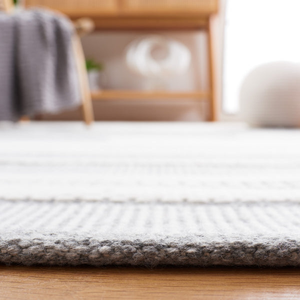 Safavieh Kilim 448 Hand Woven Polyester Rug KLM448F-5