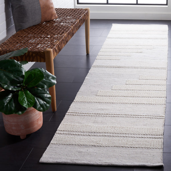 Safavieh Kilim 448 Hand Woven Polyester Rug KLM448G-4