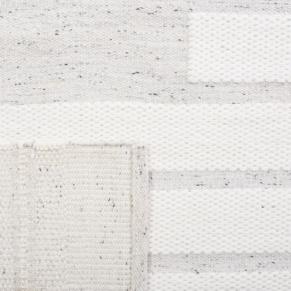 Safavieh Kilim 448 Hand Woven Polyester Rug KLM448G-5