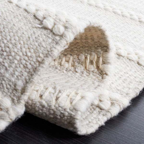 Safavieh Kilim 450 Hand Woven Polyester Rug KLM450F-5