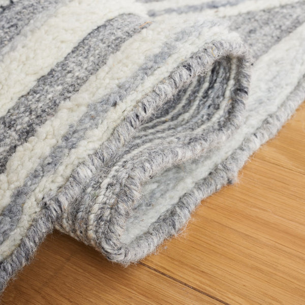 Safavieh Kilim 653 Handmade 90% Wool/10% Polyester Rug KLM653G-8