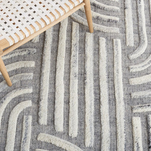 Safavieh Kilim 653 Handmade 90% Wool/10% Polyester Rug KLM653G-8