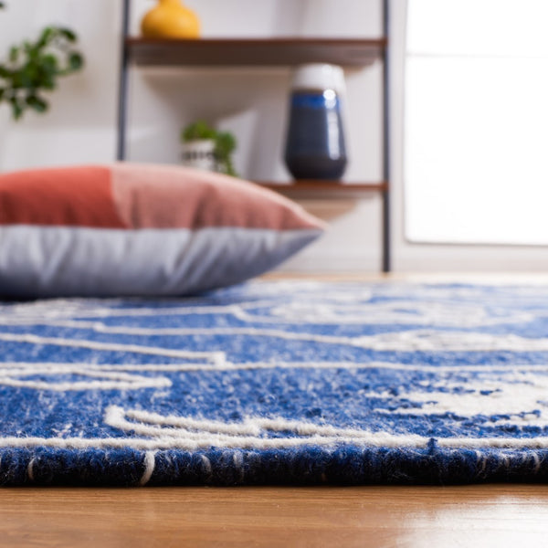 Safavieh Kilim 763 Flat weave Polpropylene Rug KLM763N-8