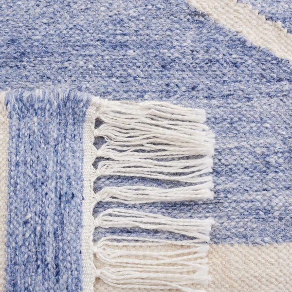 Safavieh Kilim 764 Flat weave Polpropylene Rug KLM764M-8